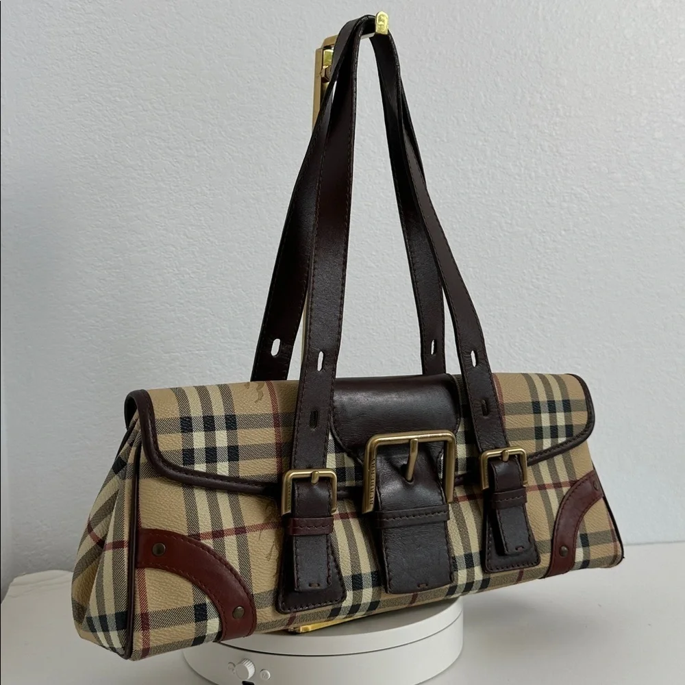💯Authentic Burberry Shoulder Bag🍀